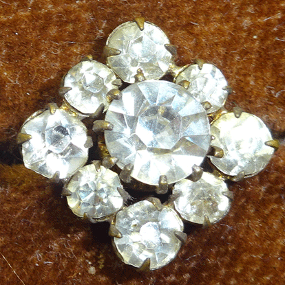 Small square paste button