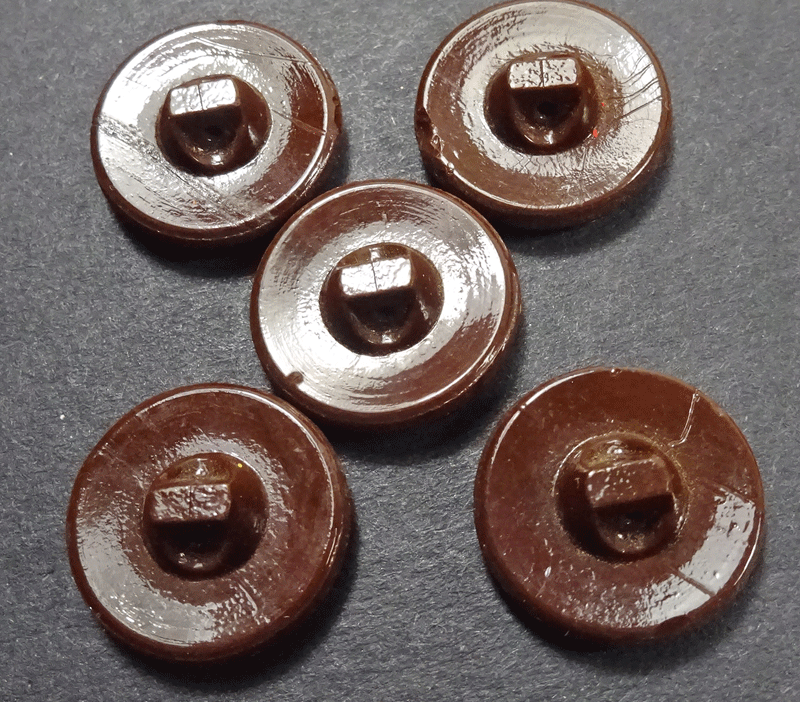 ng411-v4-backs.gif