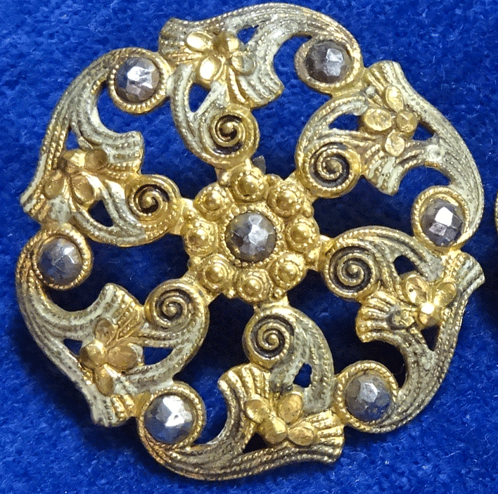 nd704-painted-and-pierced-with-cs.gif