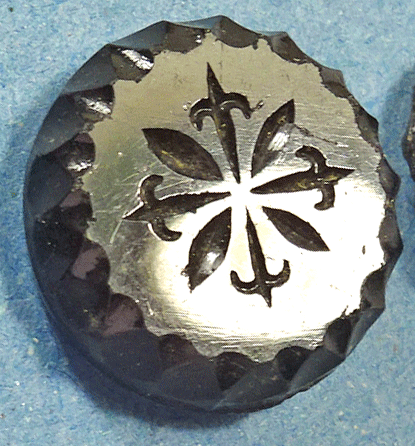 st746-v2-closeup.gif