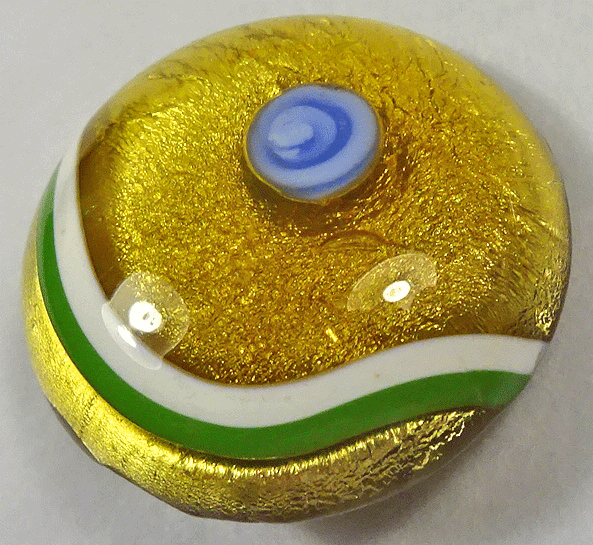 Gold foil under glass with green stripe, box shank