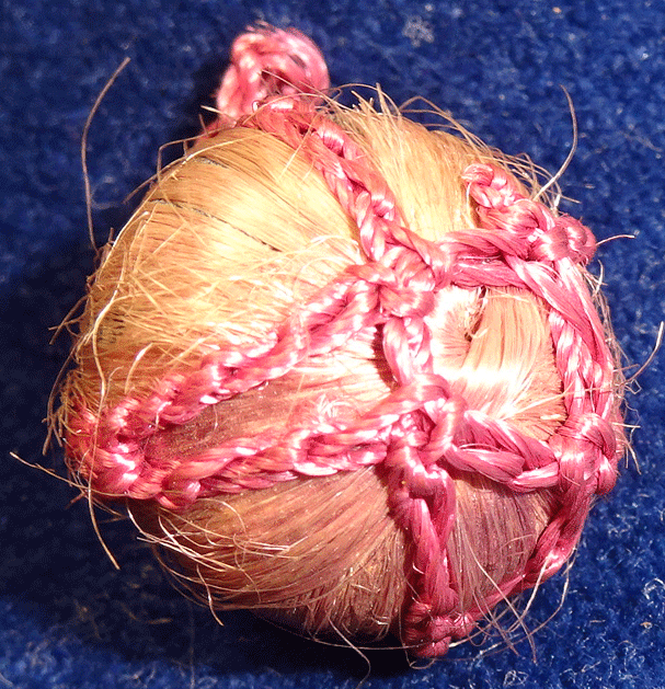 np172-pink-floss-ball.gif