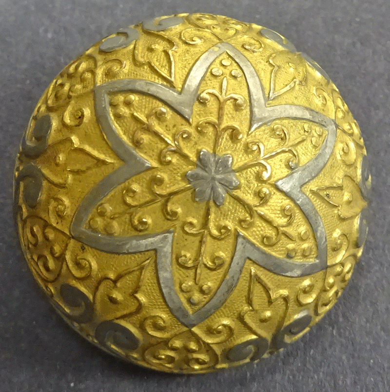 nd811-large-domed-gilt-star.gif