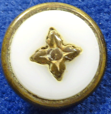 nsc858-white-glass-dress-button-with-metal-centre.gif