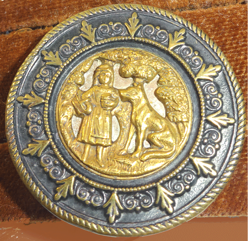 Antique picture button - Little Red Riding Hood and the Wolf