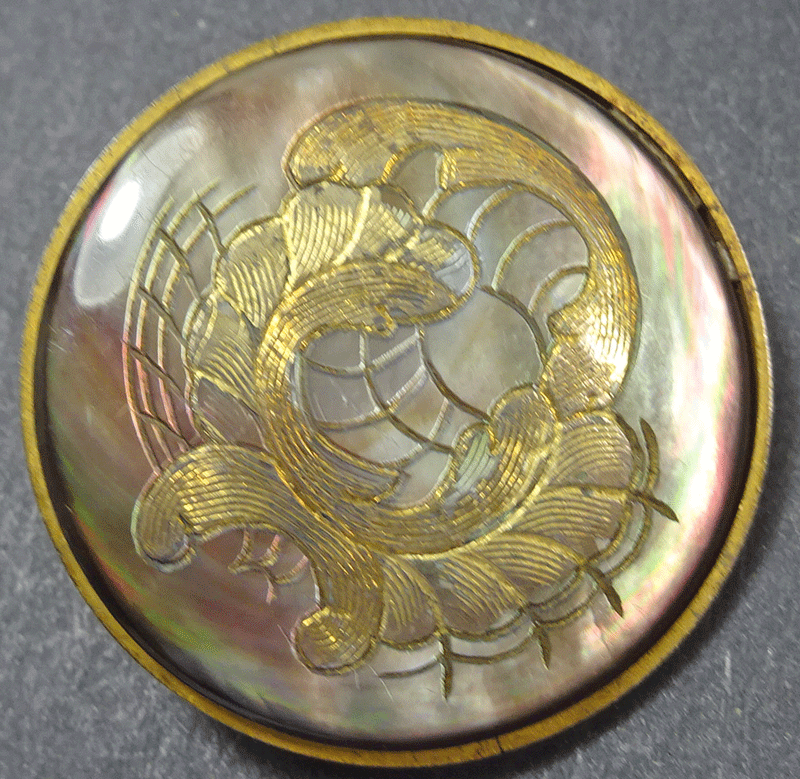 nmof478-engraved-scrolls-filled-with-gold.gif