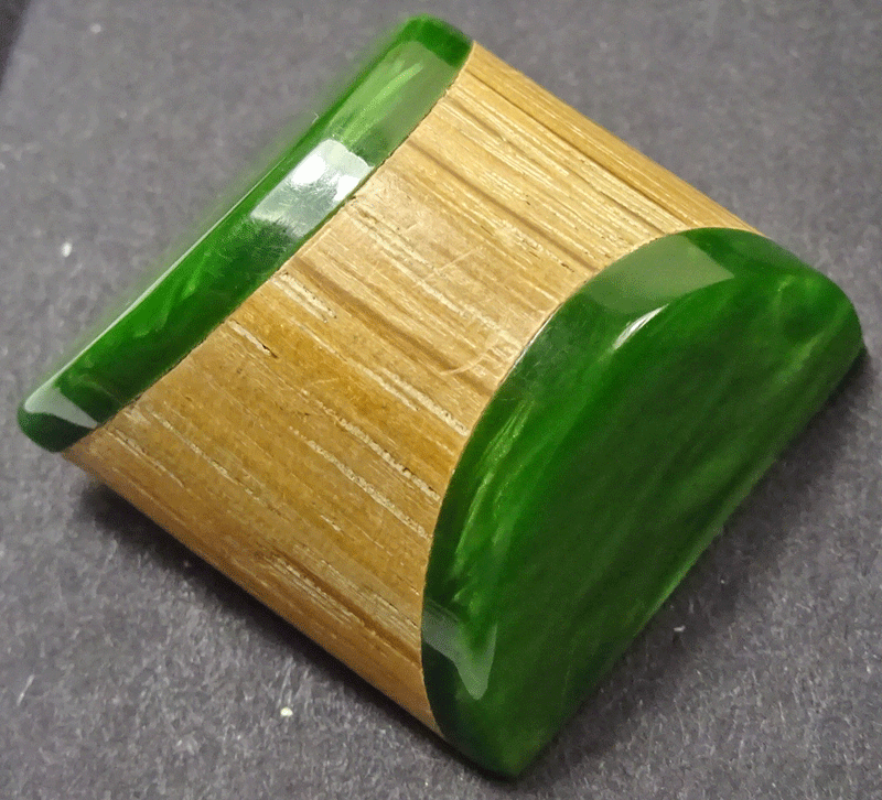 nsy454-wood-with-green-oblique-ends.gif