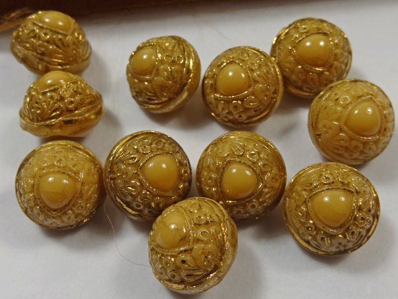 st697-set-of-11-caramel-glass-with-gold.gif