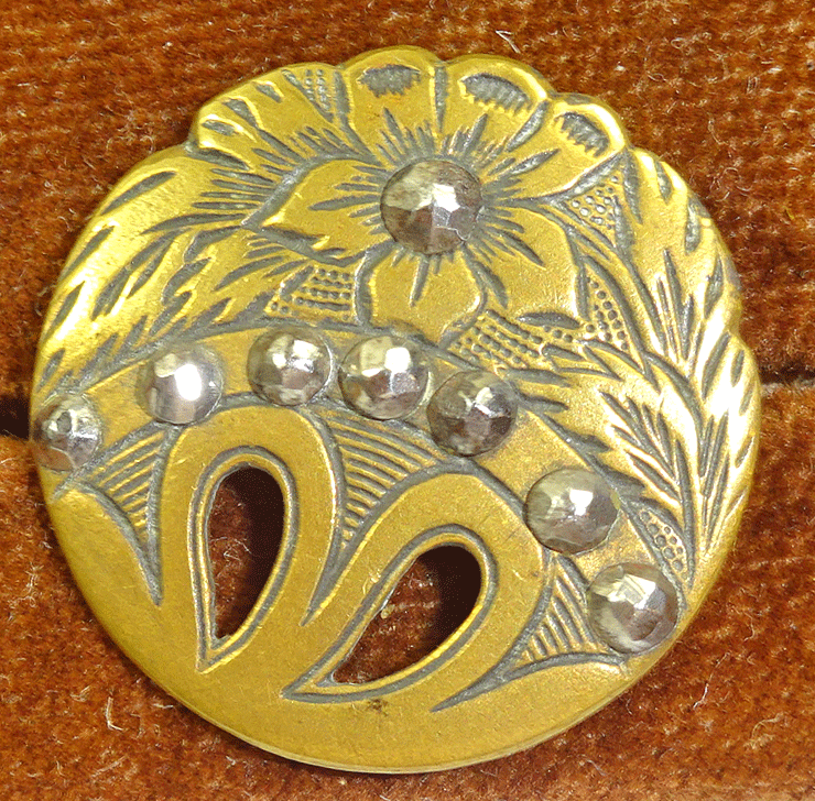 nd883-brass-floewr-with-cut-steels.gif