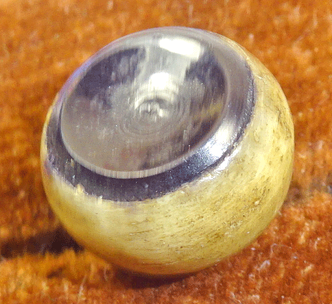 nsd112-ball-button-pearl-on-bone.gif