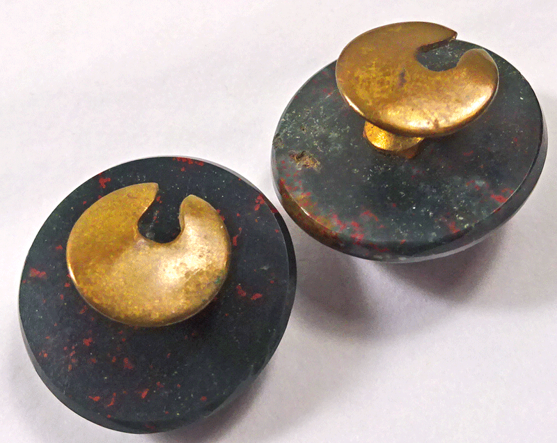 nn363-v3-backs.gif