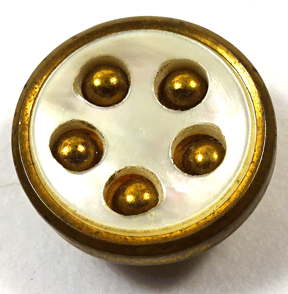 Small pearl pierced by gilt balls