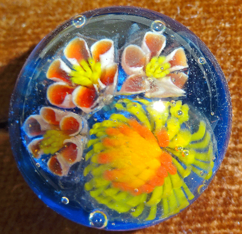 ncg314-paperweight-flowers-on-blue.gif