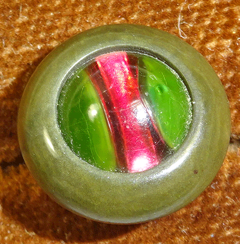 Red and green glass stripe