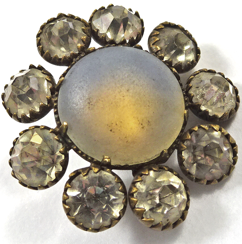 Opaline glass with paste border