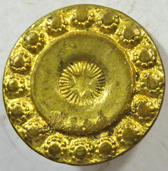 Small Victorian gilt metal buttons