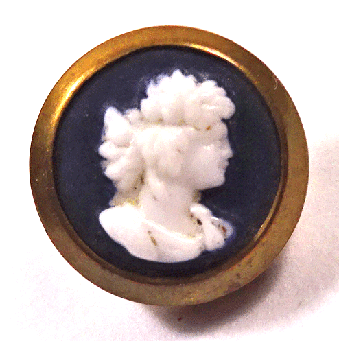 Small glass cameo of female head