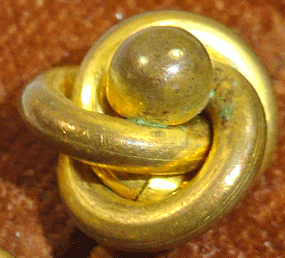 nsc736-gilt-metal-knot.gif