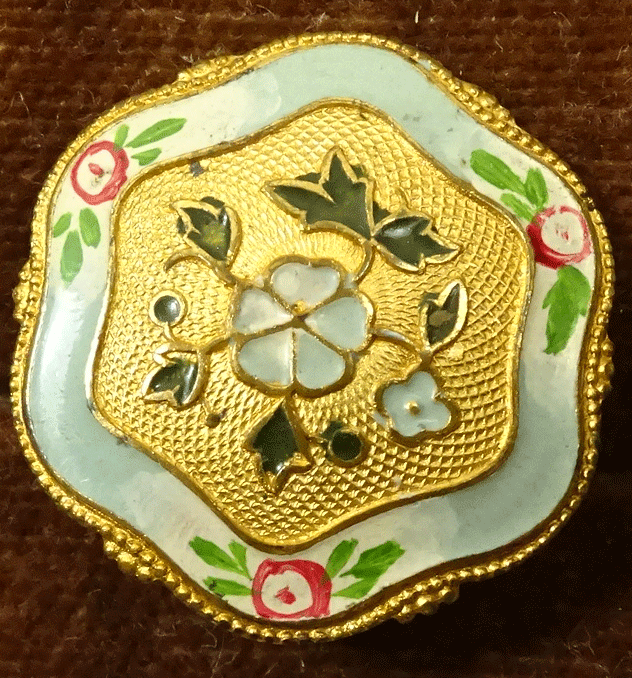 nme280-gilt-with-pale-green-enamel-rim.gif