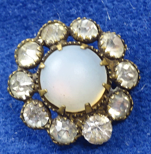 Opaline glass in paste rim