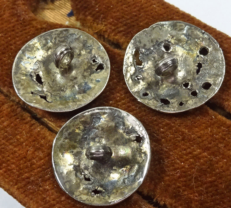 nsil271-v4-backs.gif