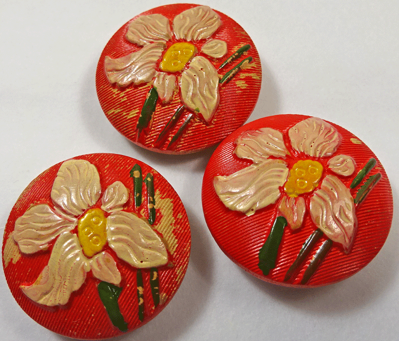 nn360-set-of-3-flowers-painted-on-red.gif