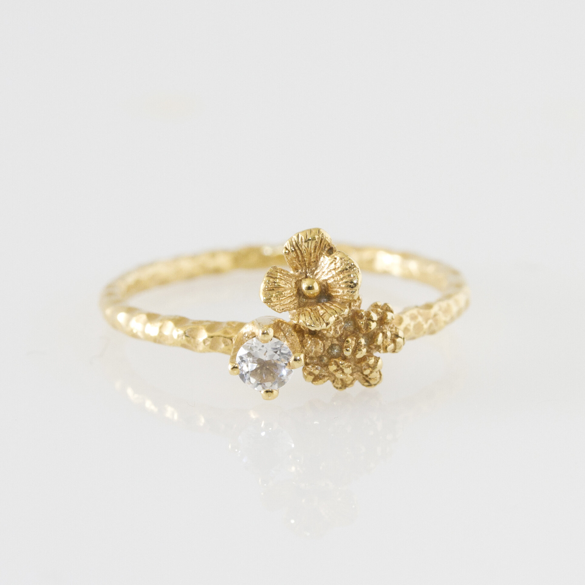 Petite bague Hortensia paris or 18k ( or jaune, or gris, or blanc, or rose), argent sterling 925, vermeil (plaqué or)