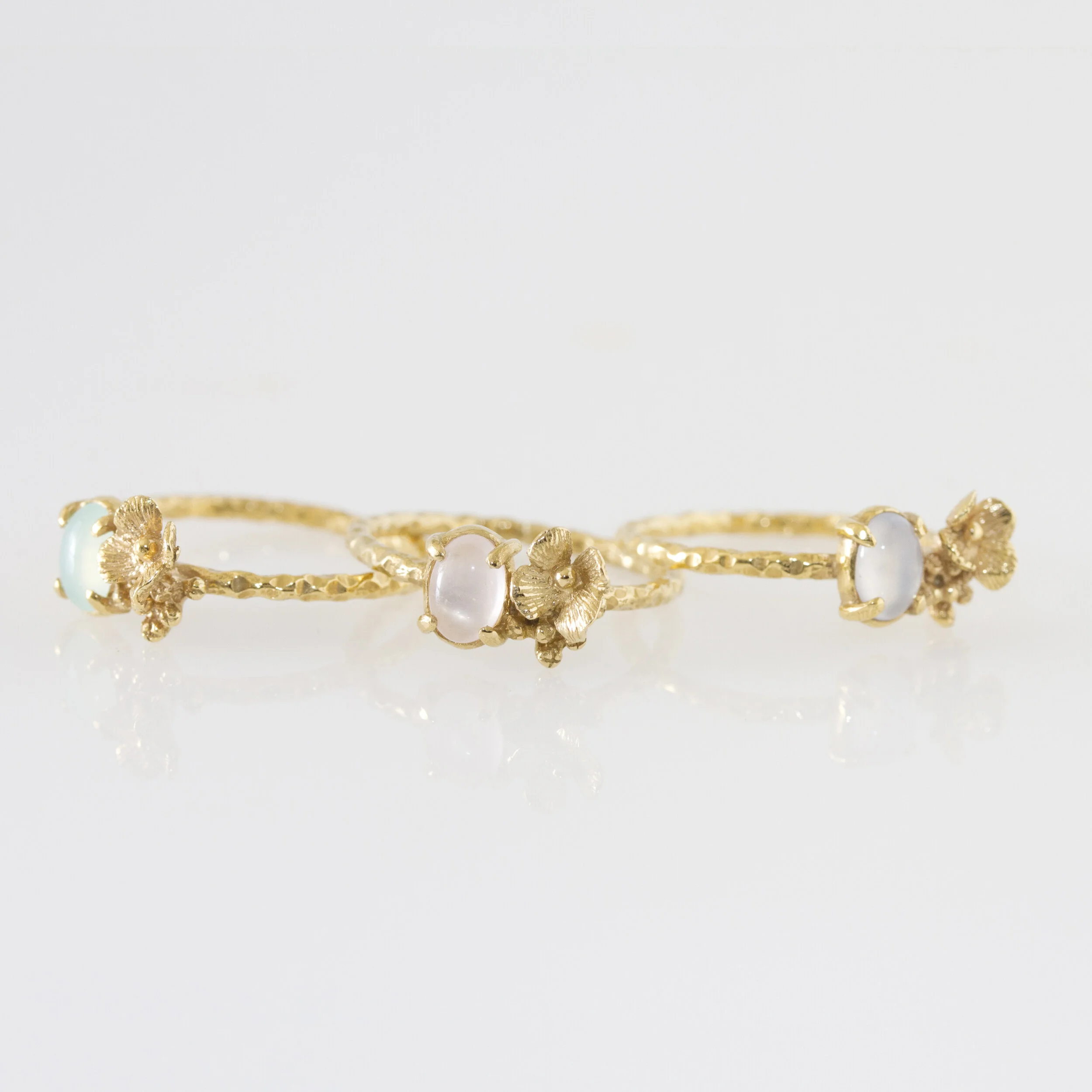 Hortensia | cabochon ring | Bague cabochon