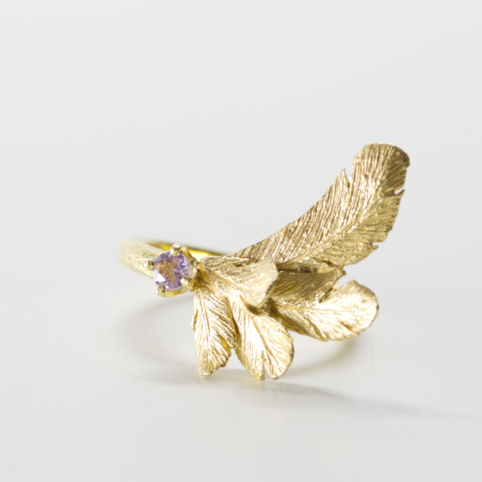 Bague plume de côté artisan bijoutier