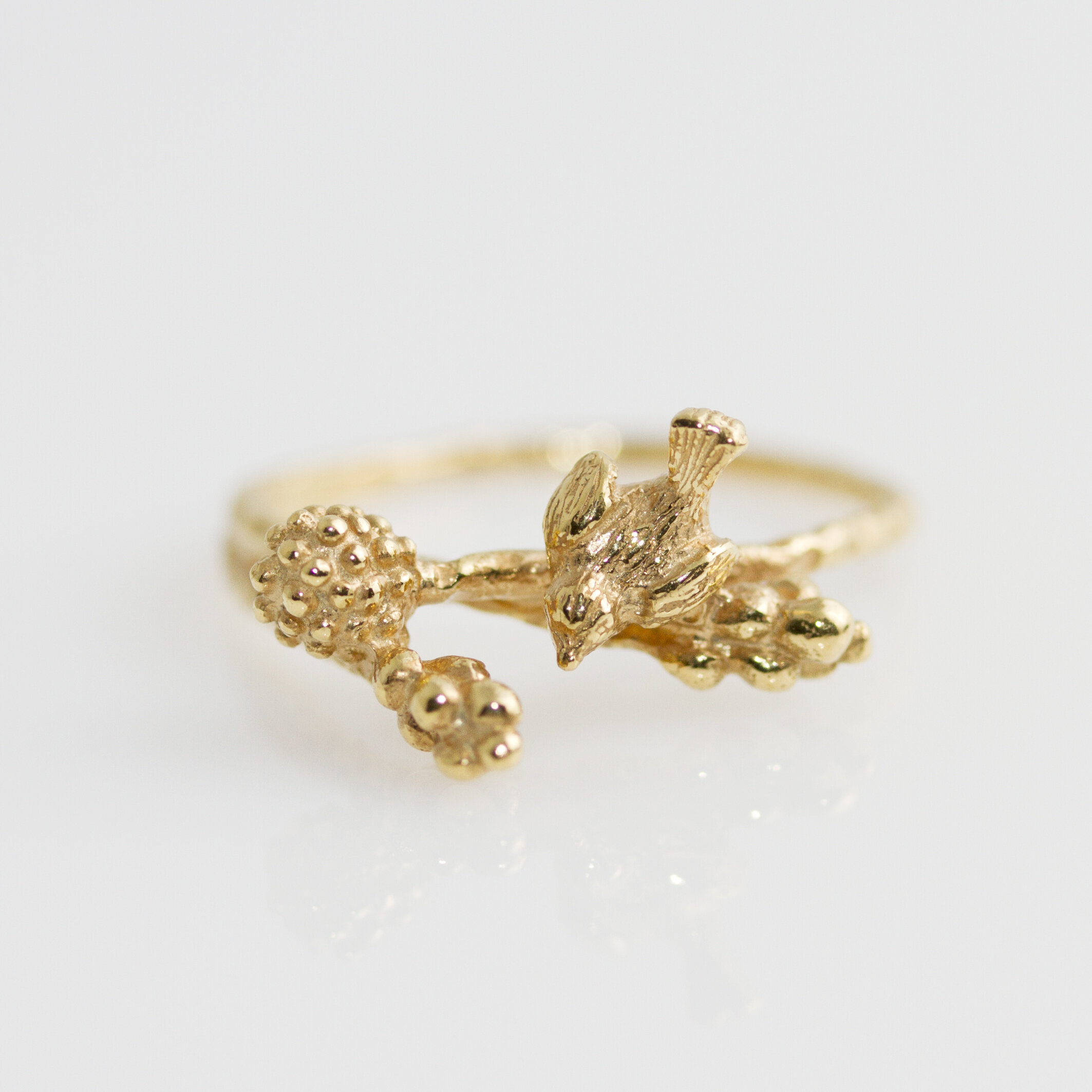 Bague oiseau fruits artisan bijoutier