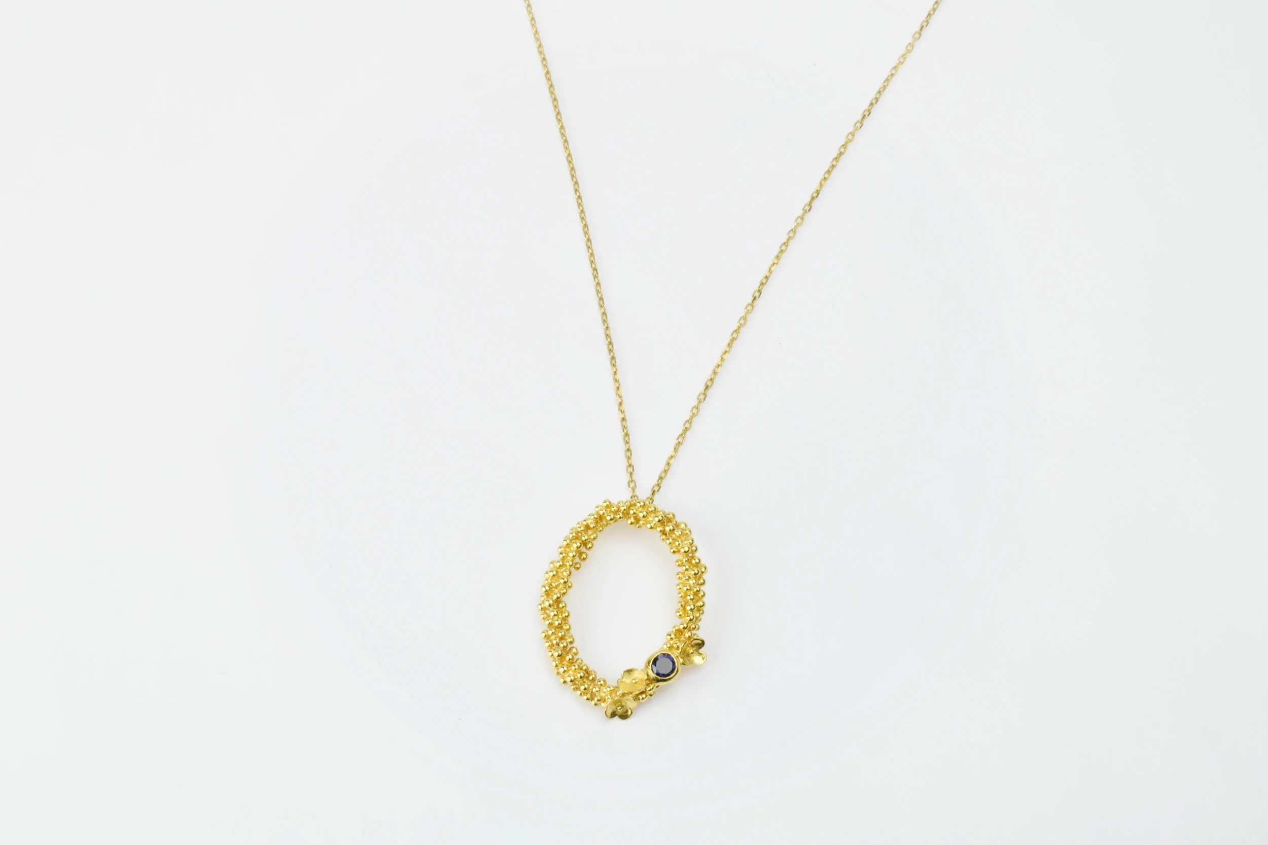 Collier en forme de Couronne en Or pour femmes