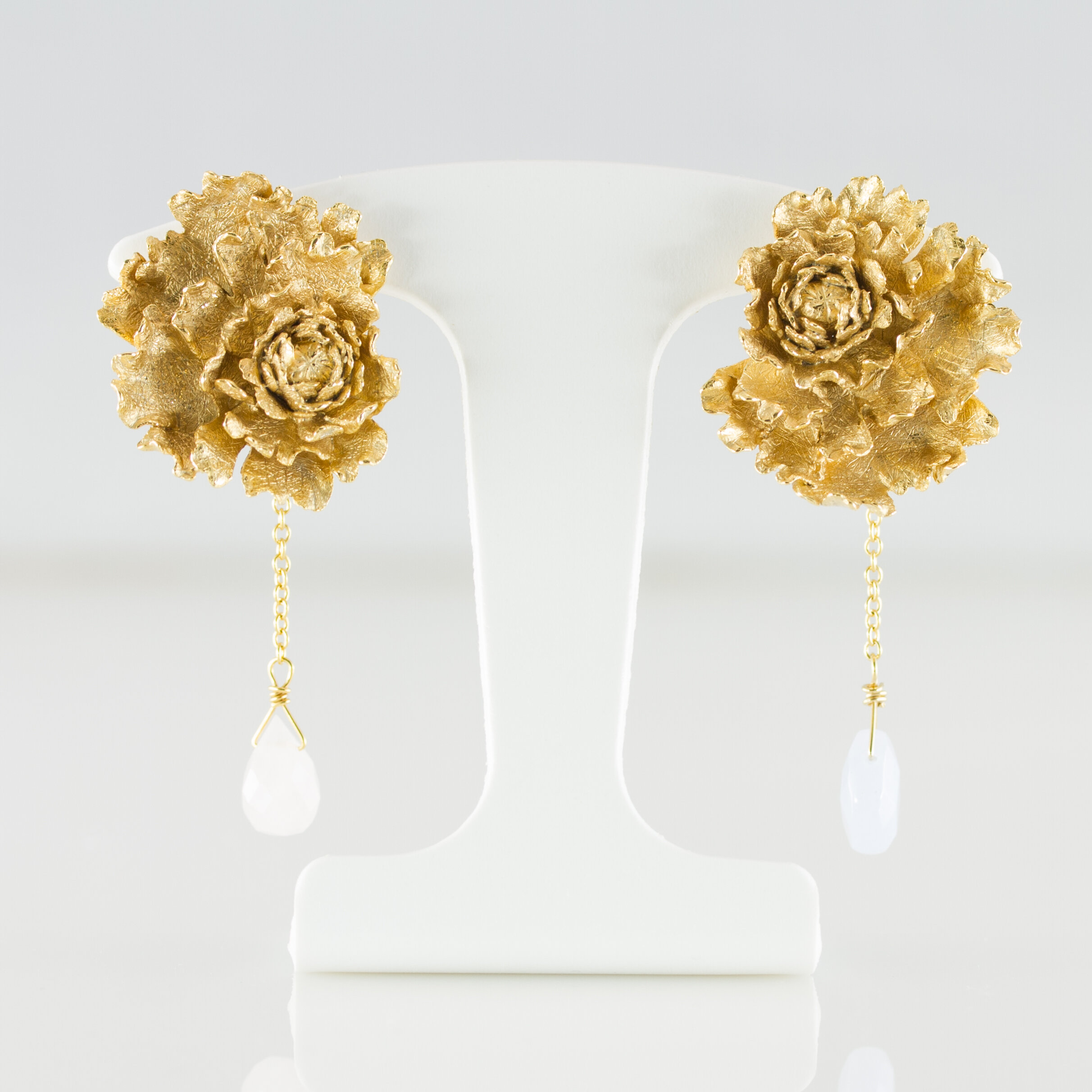 Boucles d'oreilles fleurs pivoines florissantes