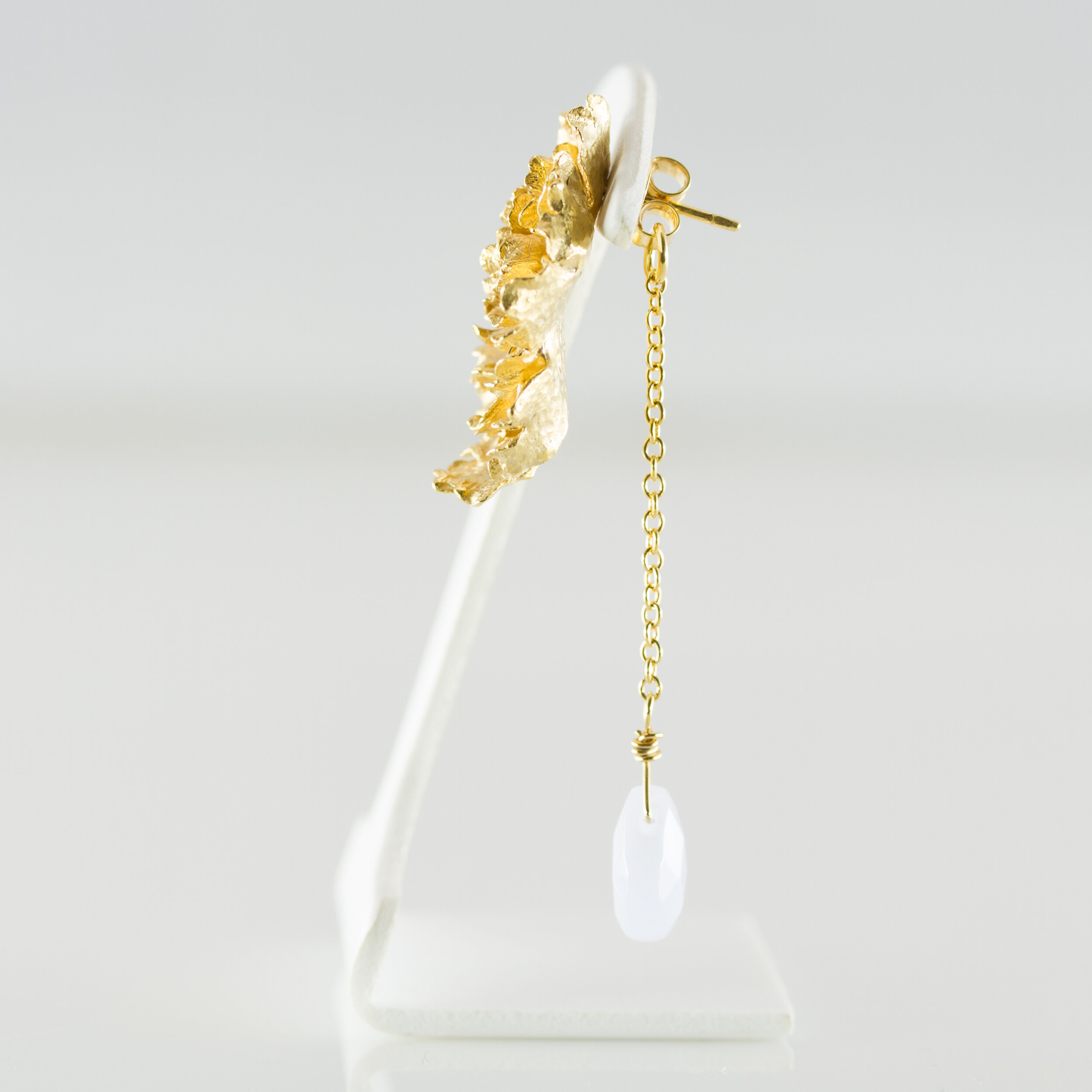 Boucles d'oreilles pivoines florissantes artisan bijoutier