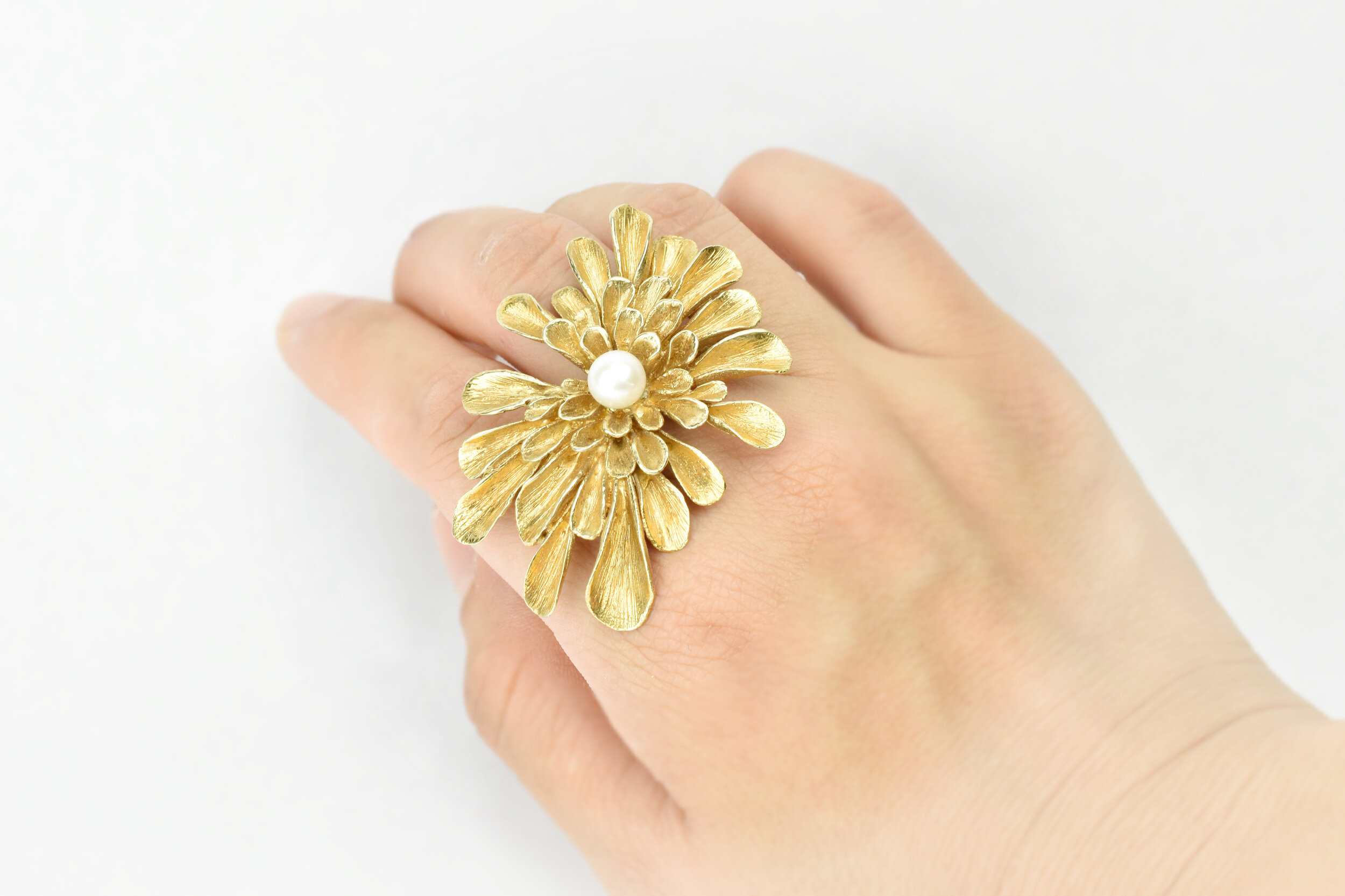Bague fleur Dahlia bijoutier parisien or 18k ( or jaune, or gris, or blanc, or rose), argent sterling 925, vermeil (plaqué or)