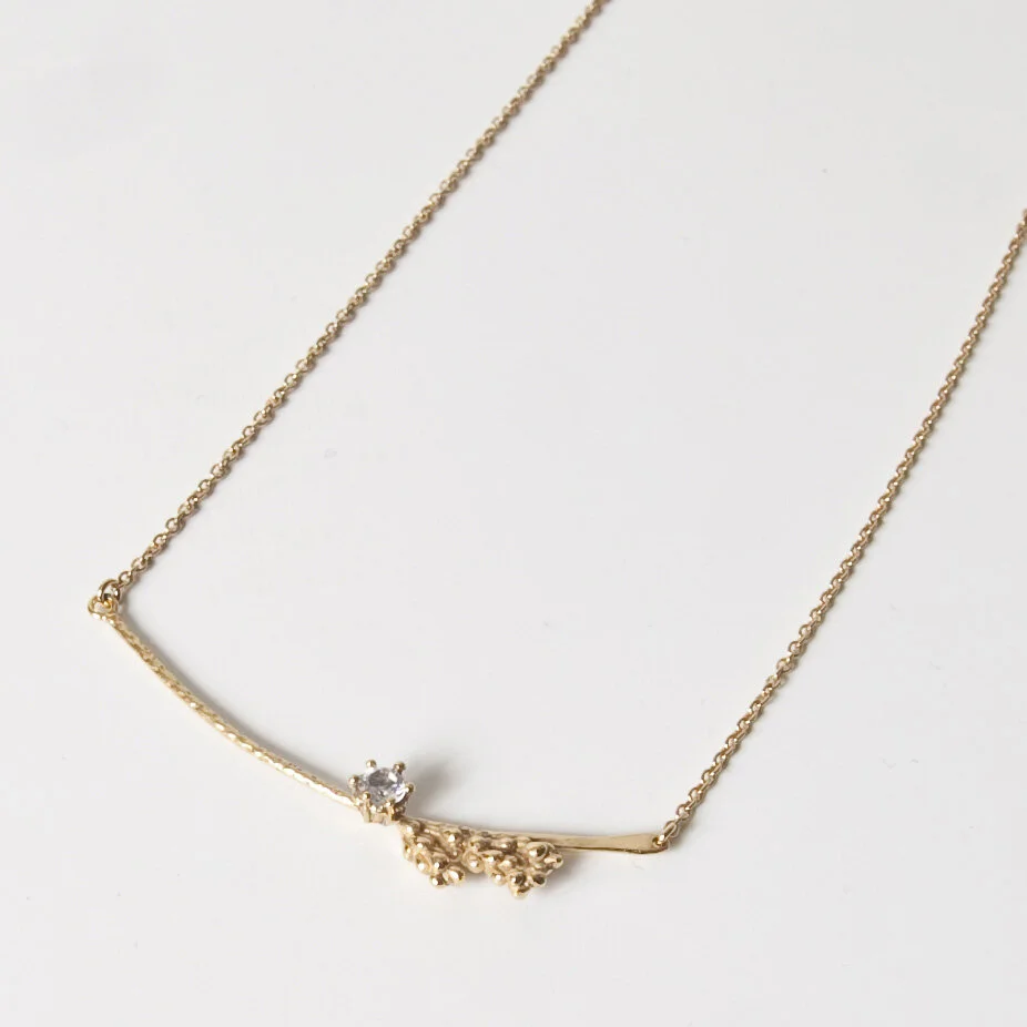 Collier barre pendentif lavande bijoutier parisien or 18k ( or jaune, or gris, or blanc, or rose), argent sterling 925, vermeil (plaqué or)