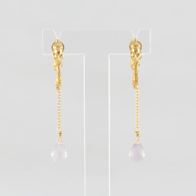 Petites boucles d'oreilles artisan bijoutier Paris