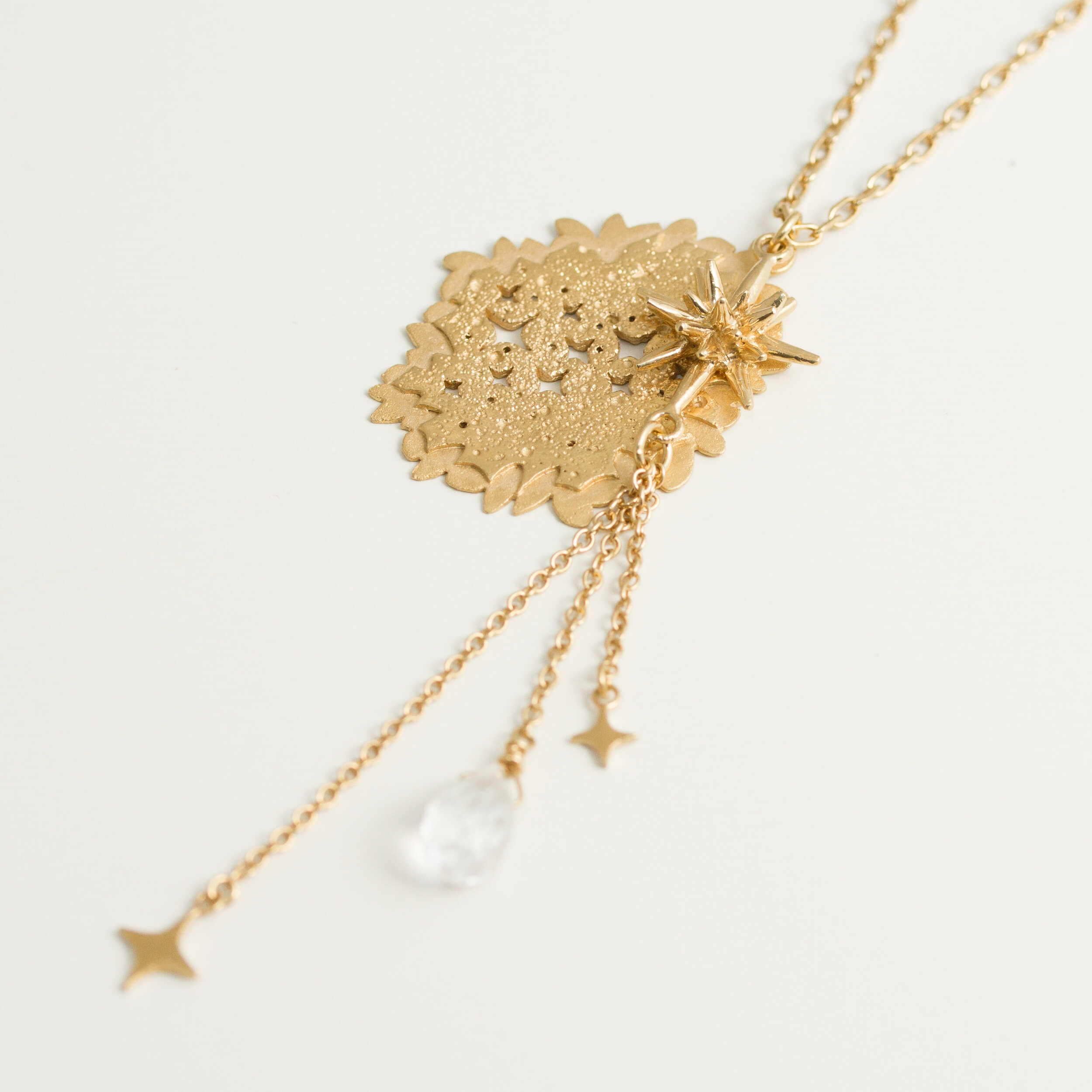 Collier étoile long or 18 carats ( or jaune, or gris, or blanc, or rose), argent 925 massif, vermeil (plaqué or) pour femmes