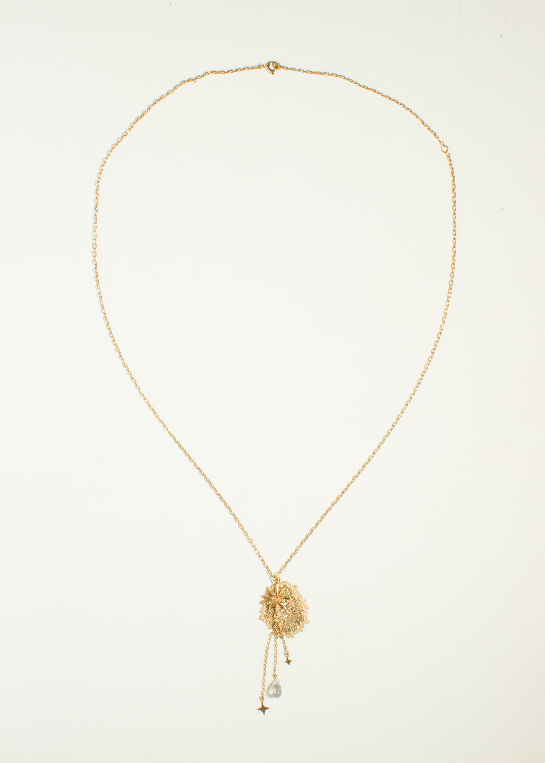Collier étoile long créateur parisien