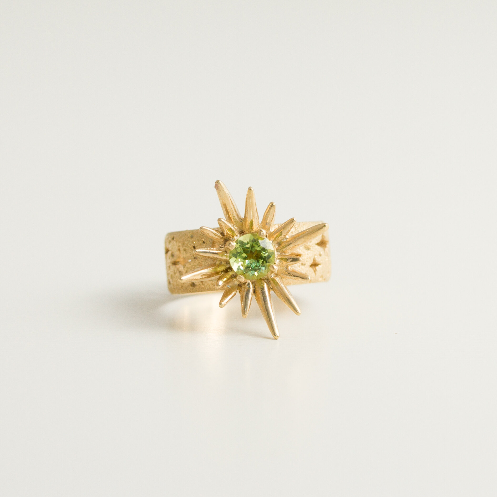 Bague étoile large or 18 carats ( or jaune, or gris, or blanc, or rose), argent 925 massif, vermeil (plaqué or) pour femmes