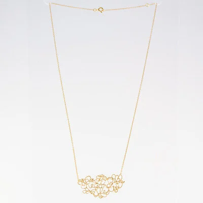 Collier avec pendentif à motif - La lueur de l'aube