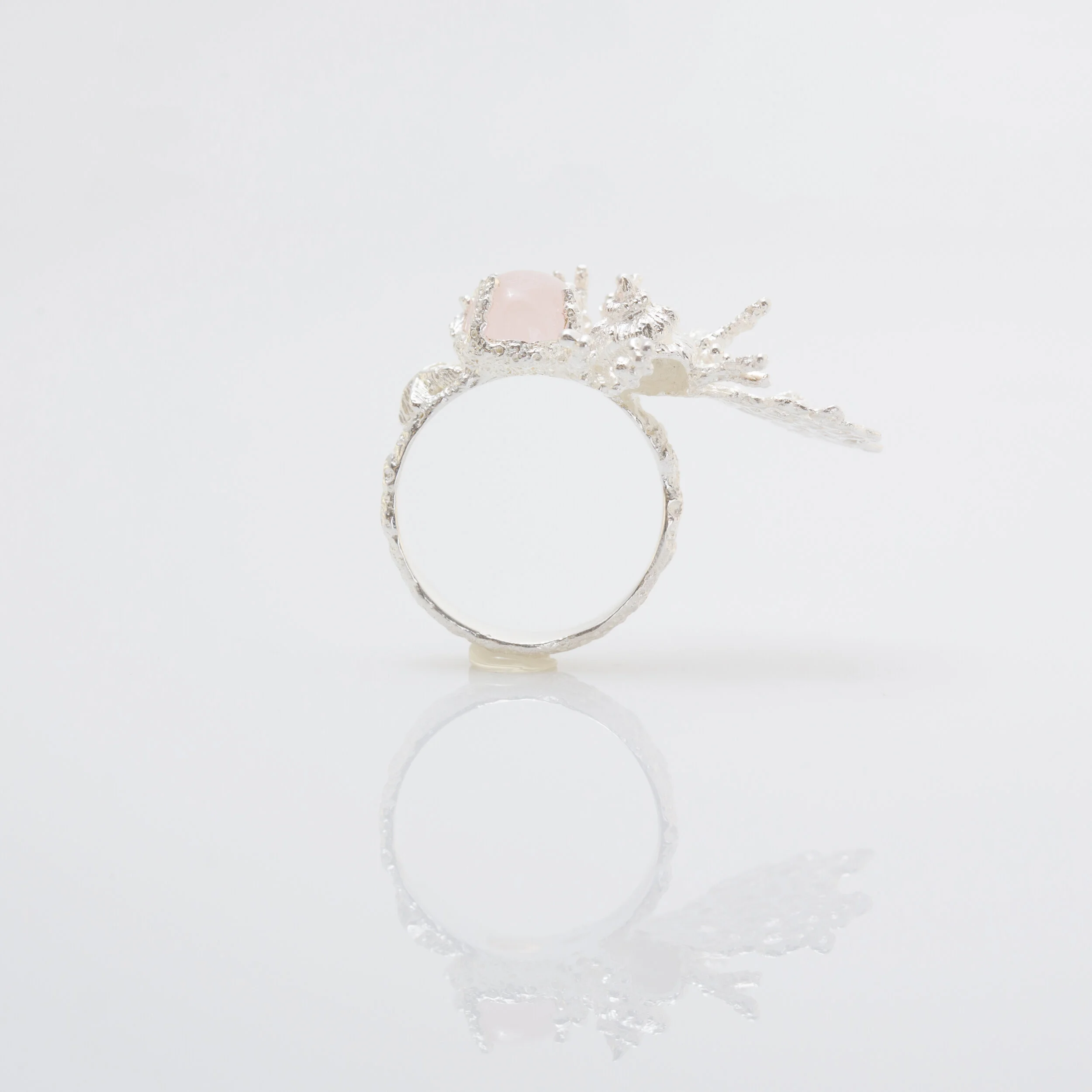 Bague texture corail cabochon artisanal