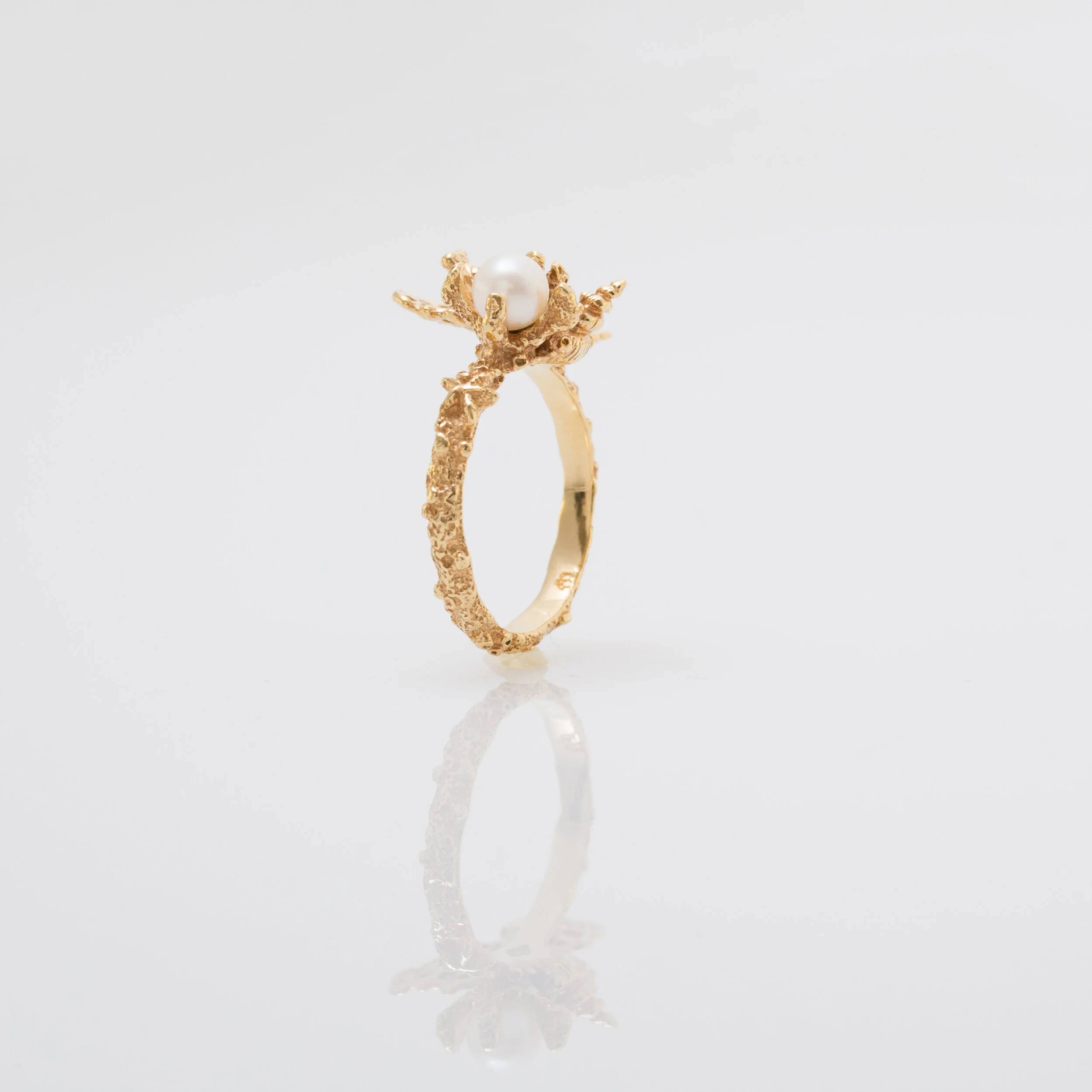 Bague texture corail "dans la mer" créateur