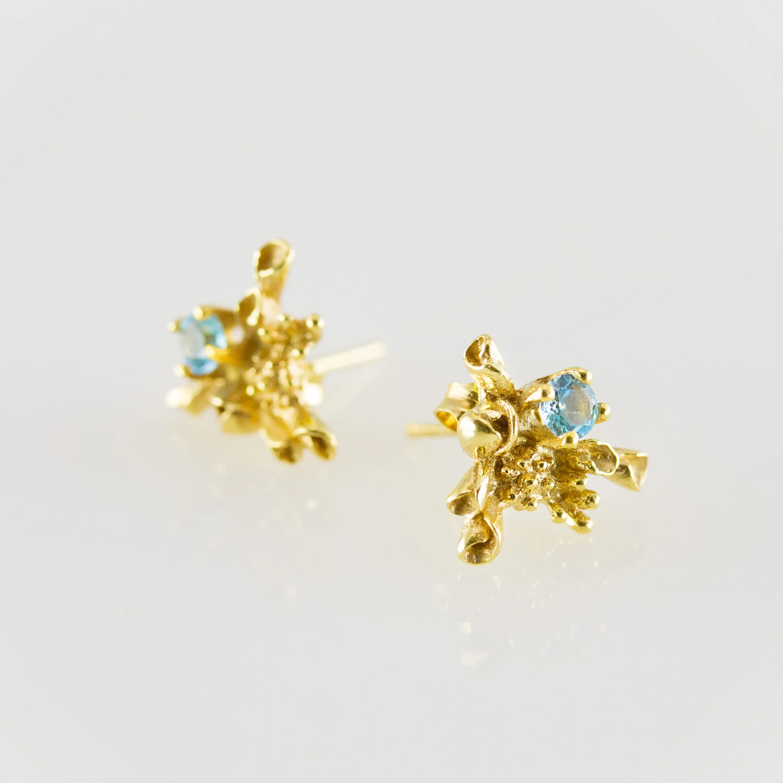 Bourgeon | small earrings | Petites boucles d'oreilles