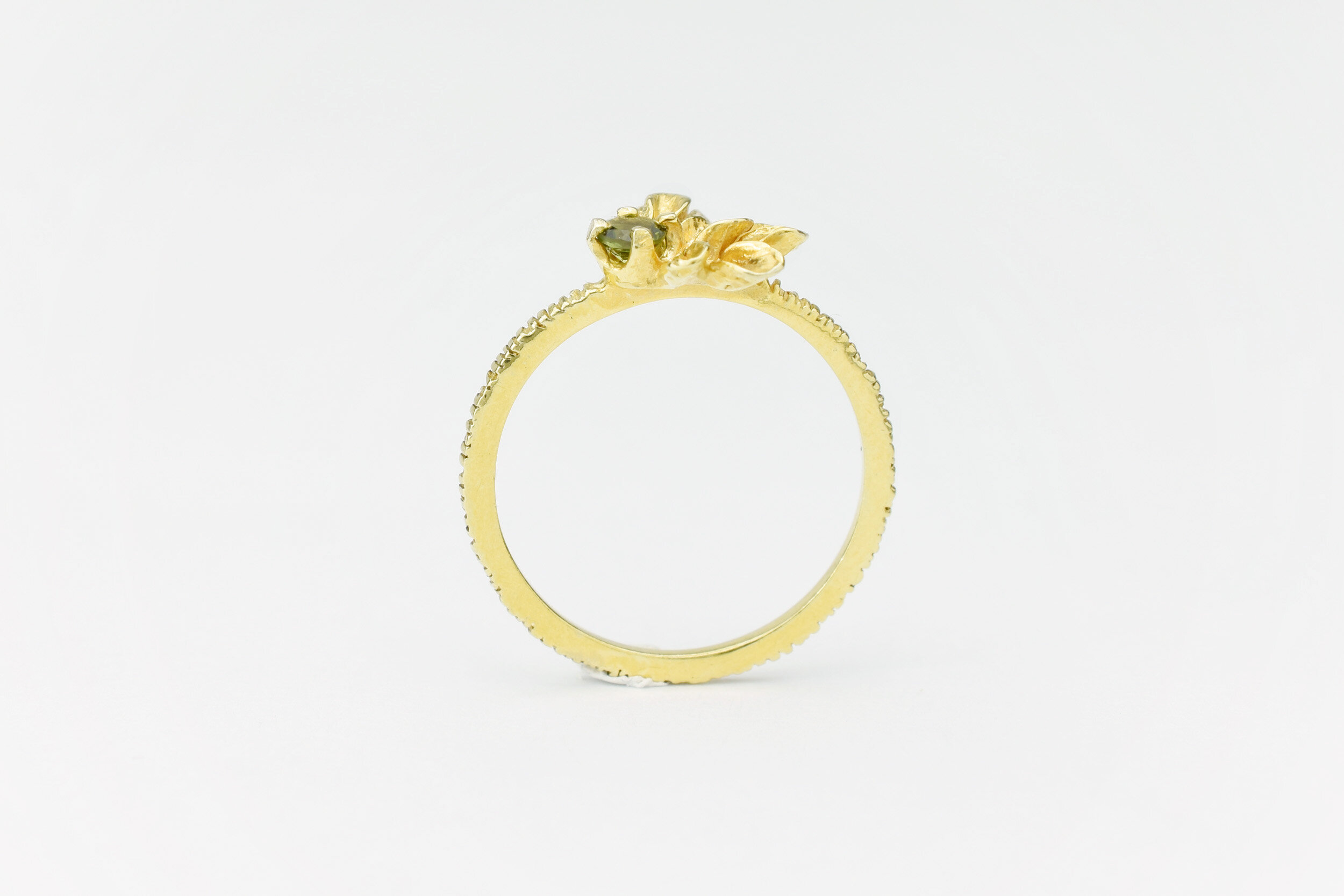 Bague fleurs Dahlia artisan bijoutier