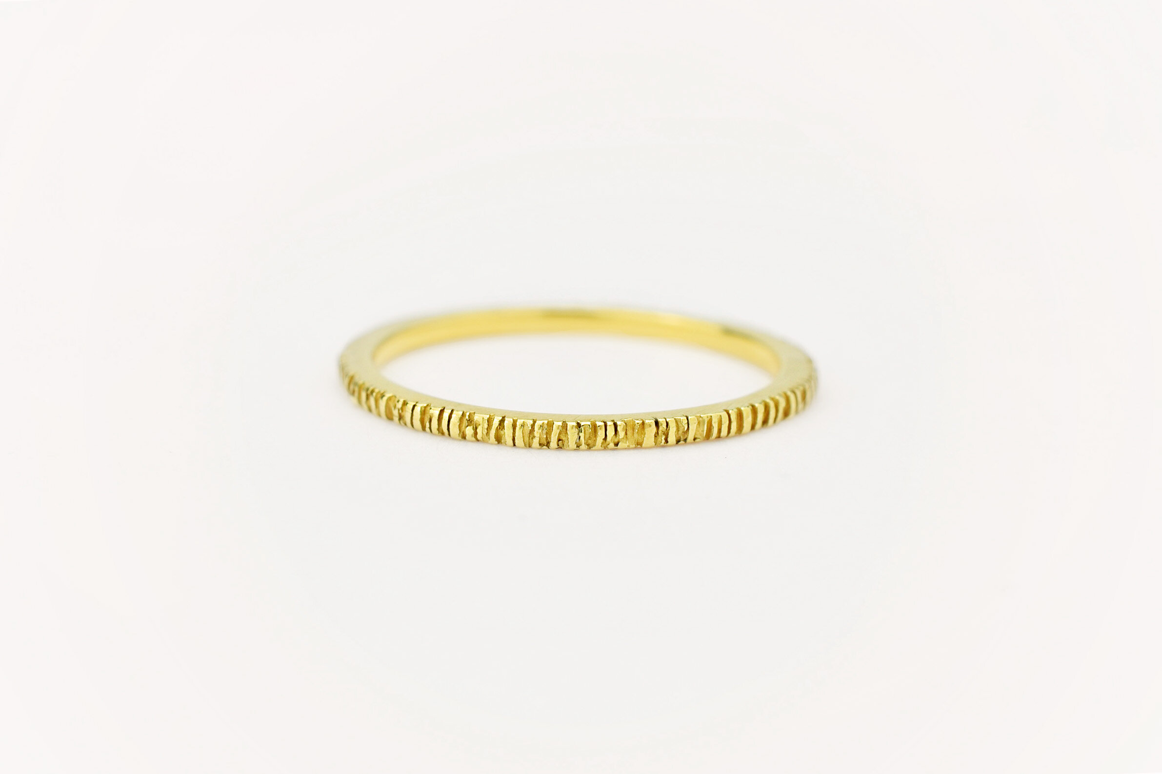 Bague avec stries Dahlia or 18 carats ( or jaune, or gris, or blanc, or rose), argent 925 massif, vermeil (plaqué or) pour femmes