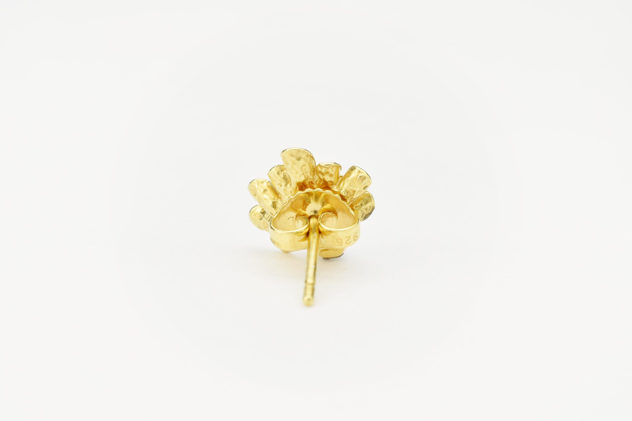 Petites boucles d'oreilles fleurs Dahlia orginales
