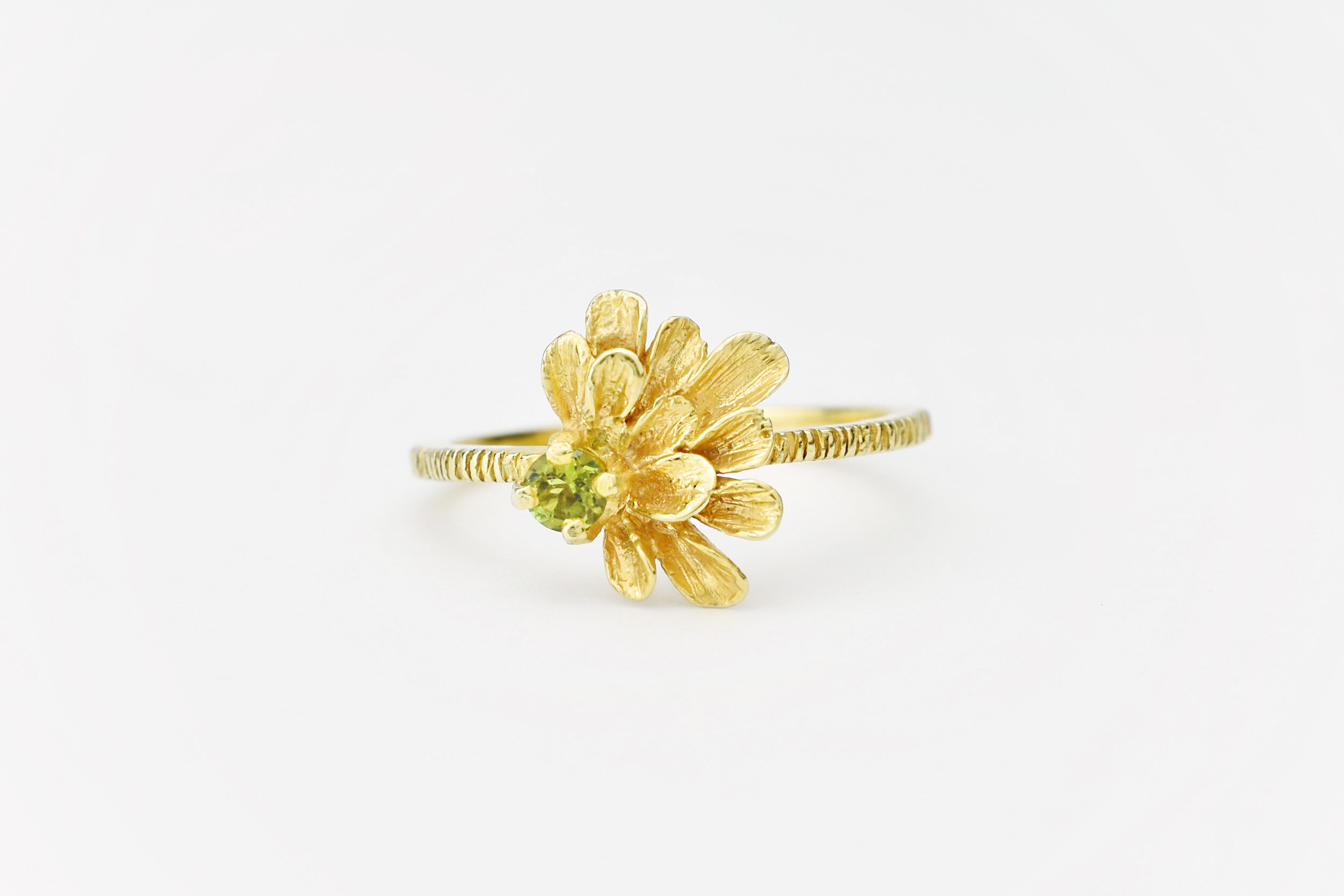 Bague Fleur Dahlia or 18 carats ( or jaune, or gris, or blanc, or rose), argent 925 massif, vermeil (plaqué or) pour femmes