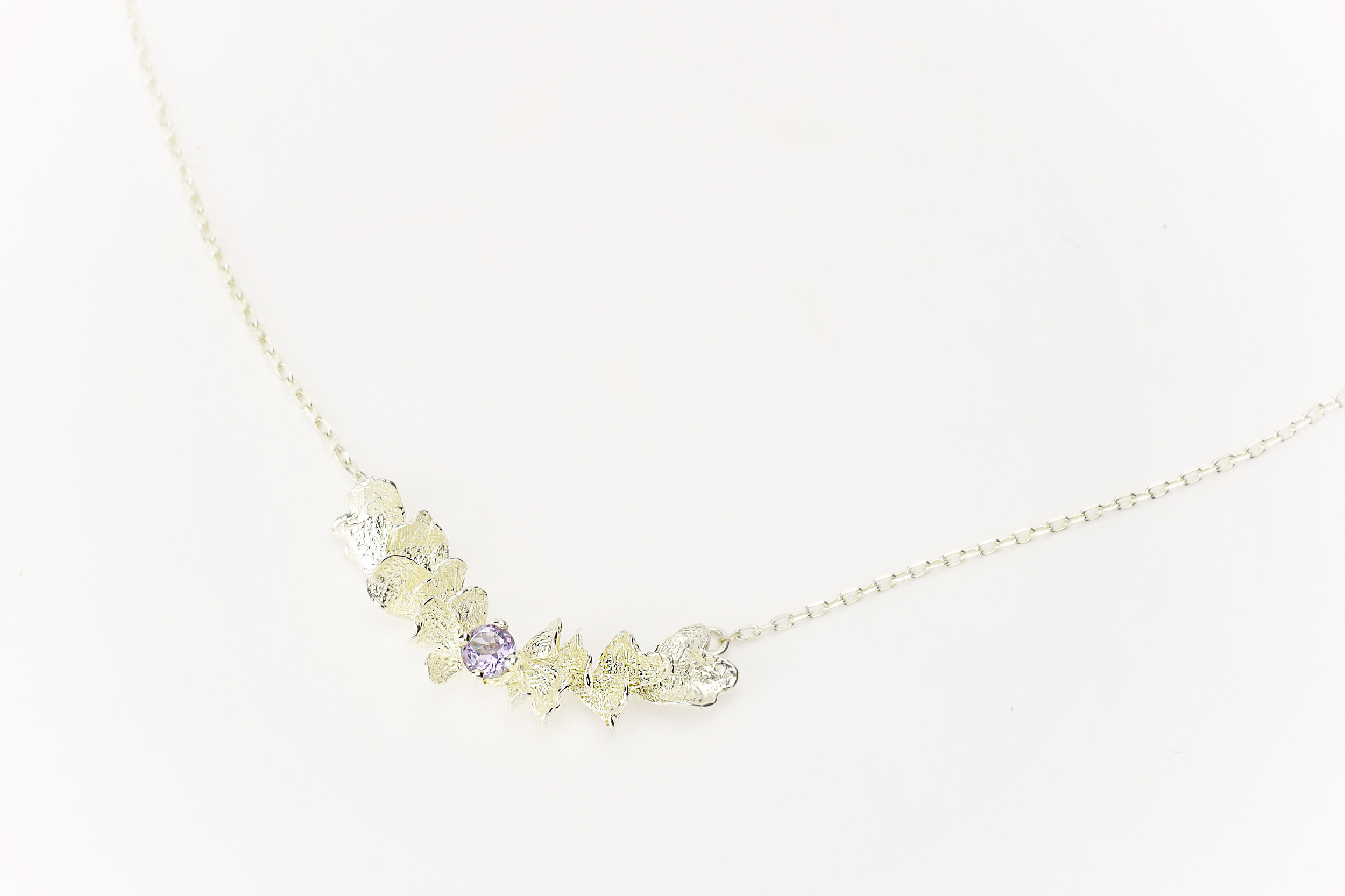 Collier pivoine bijoutier joaillier