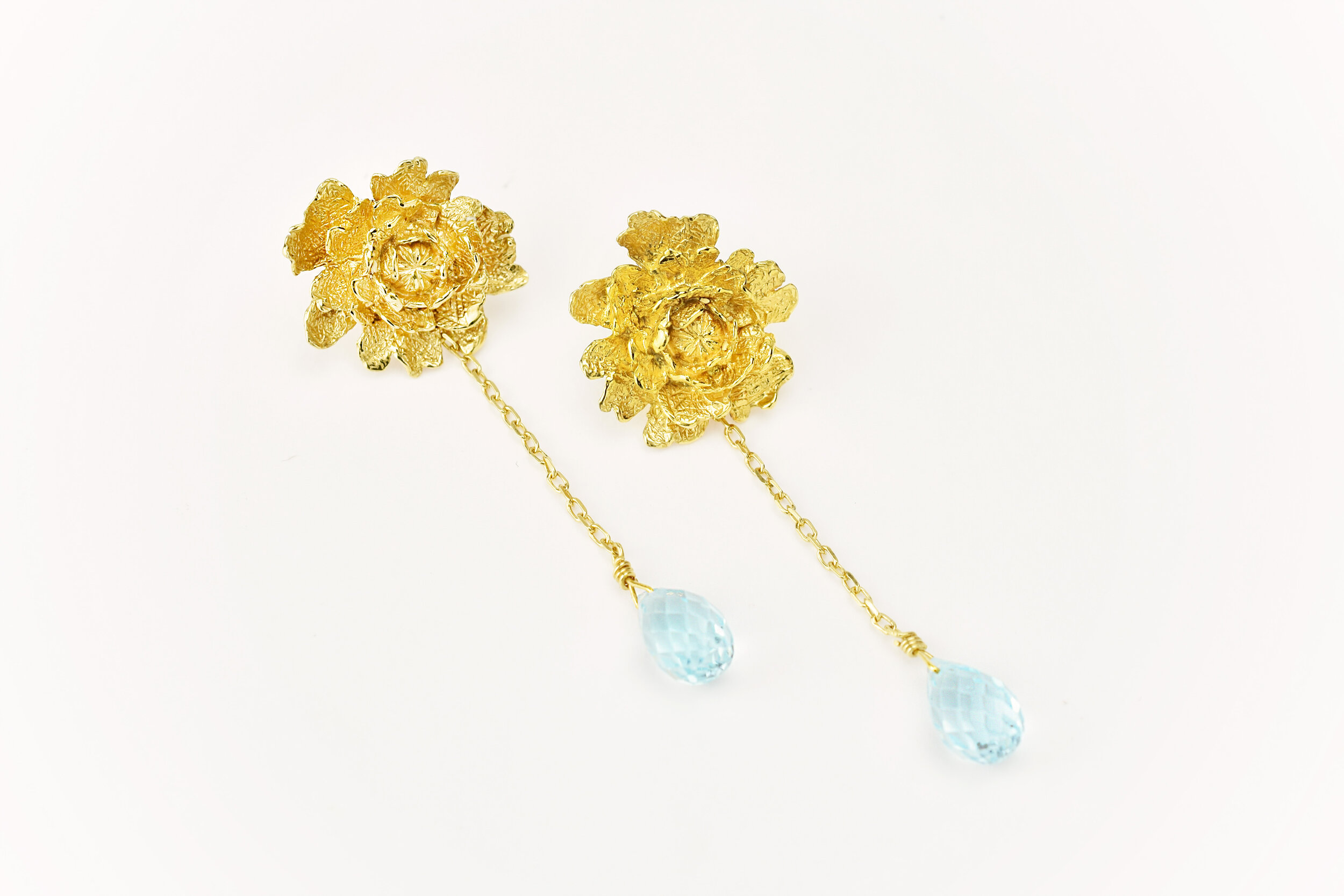 Boucles d'oreilles pivoines rondes or 18 carats ( or jaune, or gris, or blanc, or rose), argent 925 massif, vermeil (plaqué or) pour femmes