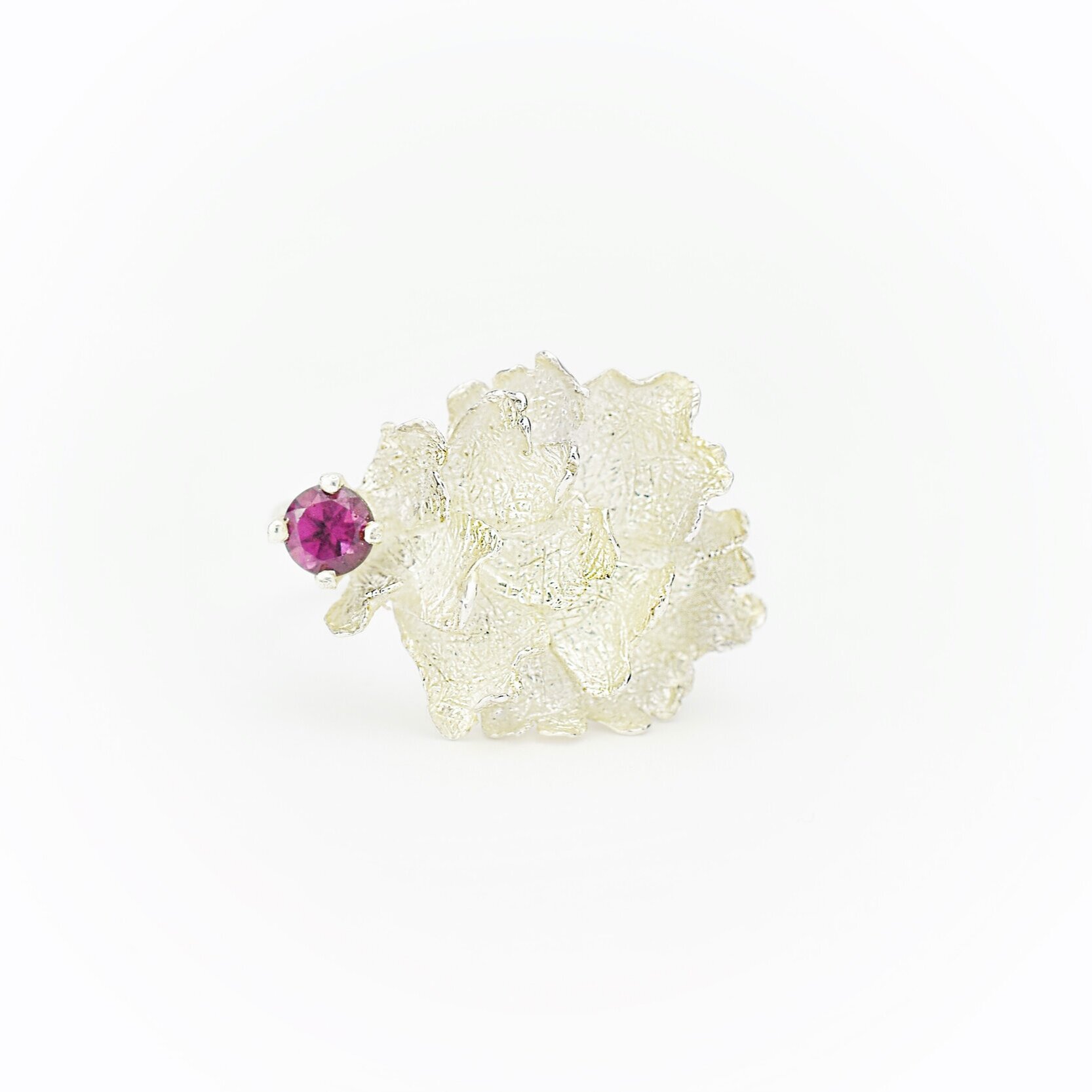 Bague pivoine pétale artisan bijoutier